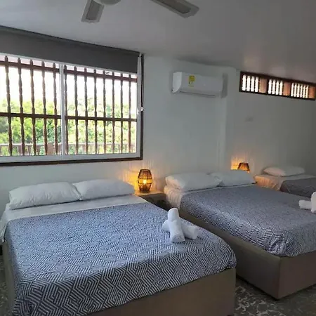 M4 Economico Estandar Hotel Cartagena