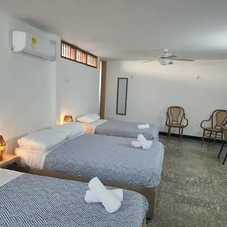 M4 Economico Estandar Hotel