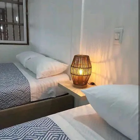 M4 Economico Estandar Hotel *