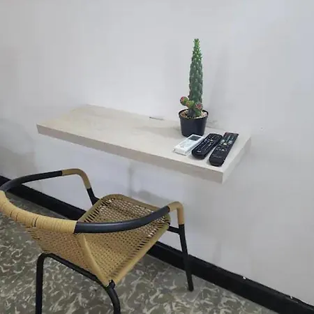 M4 Economico Estandar Hotel